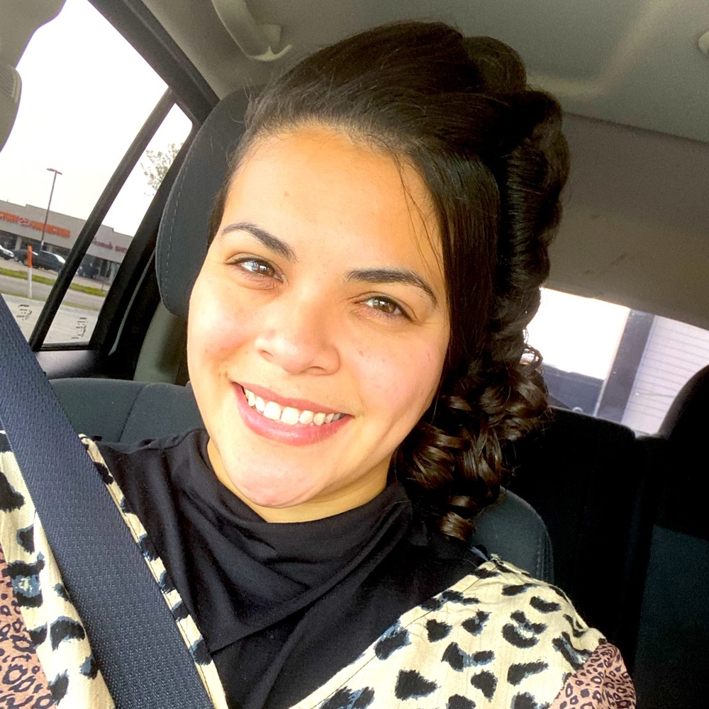 Meet your Posher, Steph